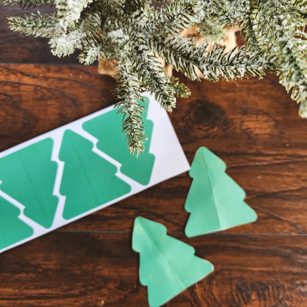 Cheerful Christmas Countdown: DIY Advent Calendar Houses & Trees